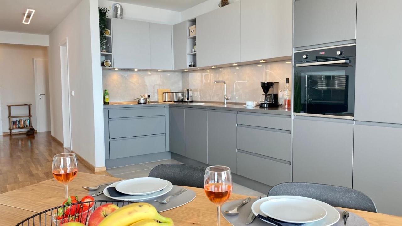 Makazura Sunset Apartman Makarska Kültér fotó
